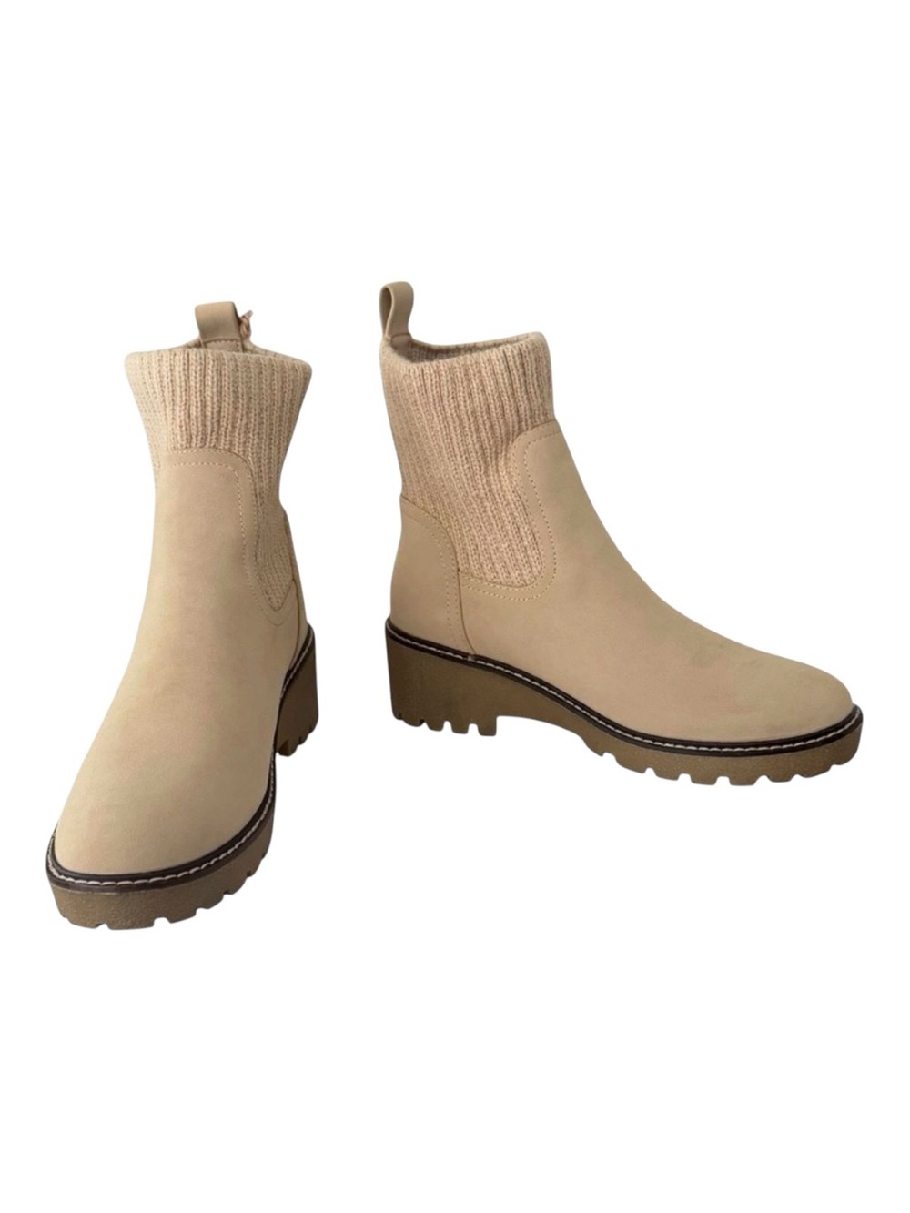 MIA Kara Sand Knit Cuff Chelsea Lug Sole Ankle Booties Size 7 NWT